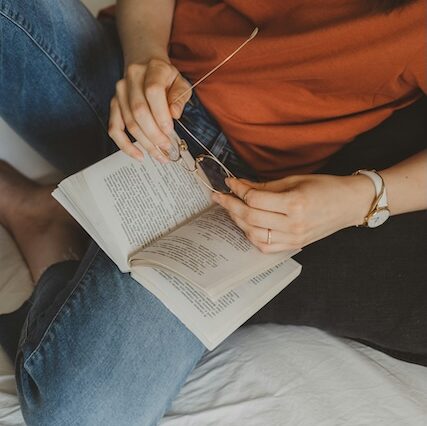 mental health benefits of reading