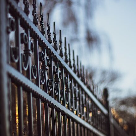 good fences make good neighbors